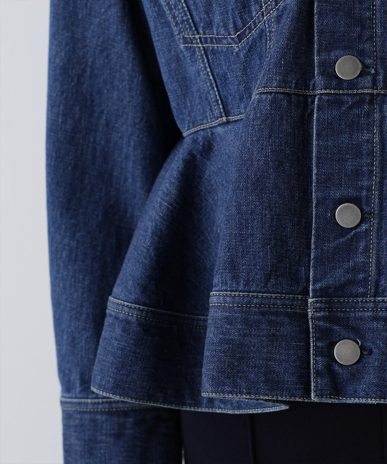 デニムジャケット