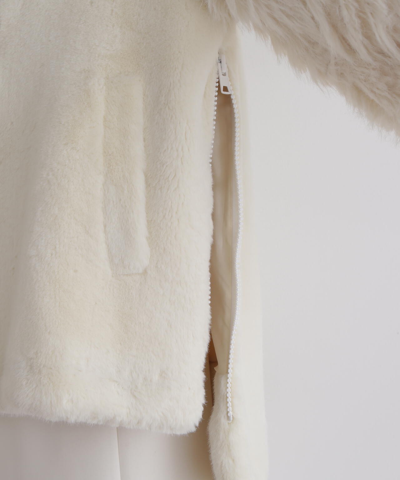 フェイクファーコンビジャケット