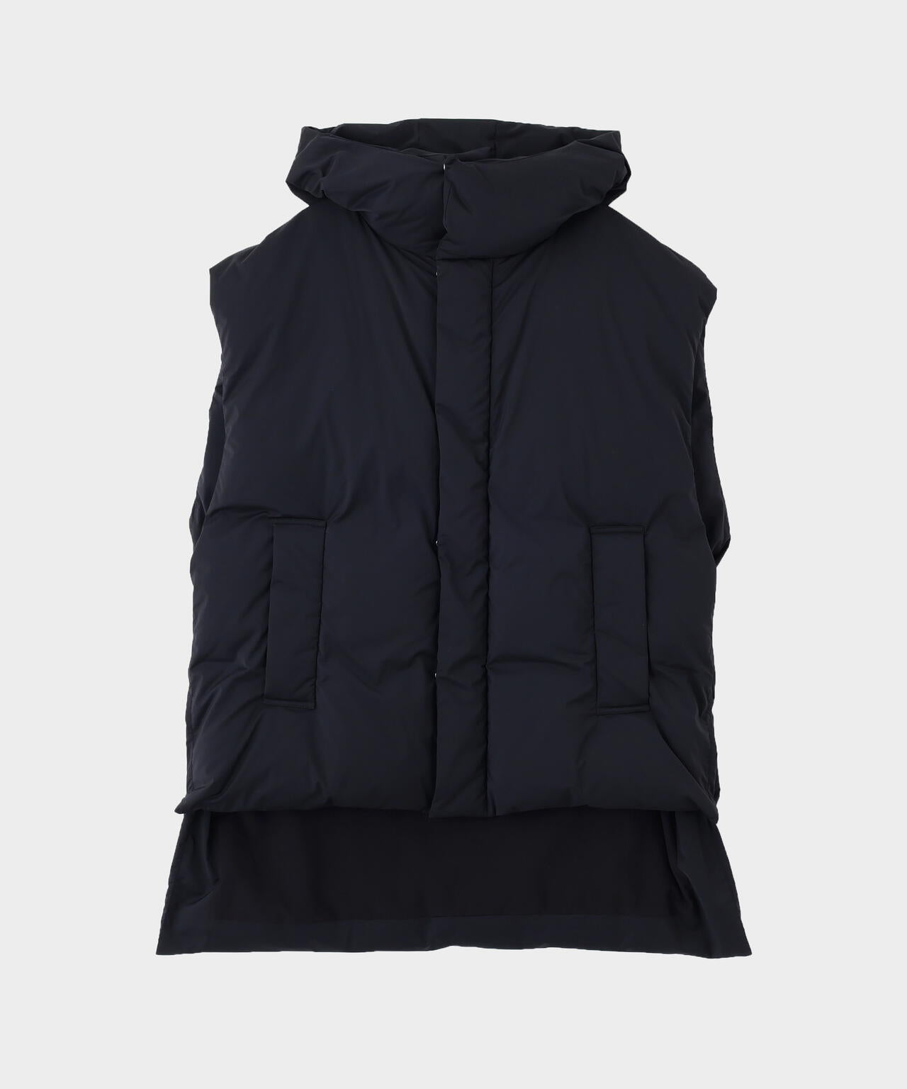 ボクシーシルエットダウンベスト