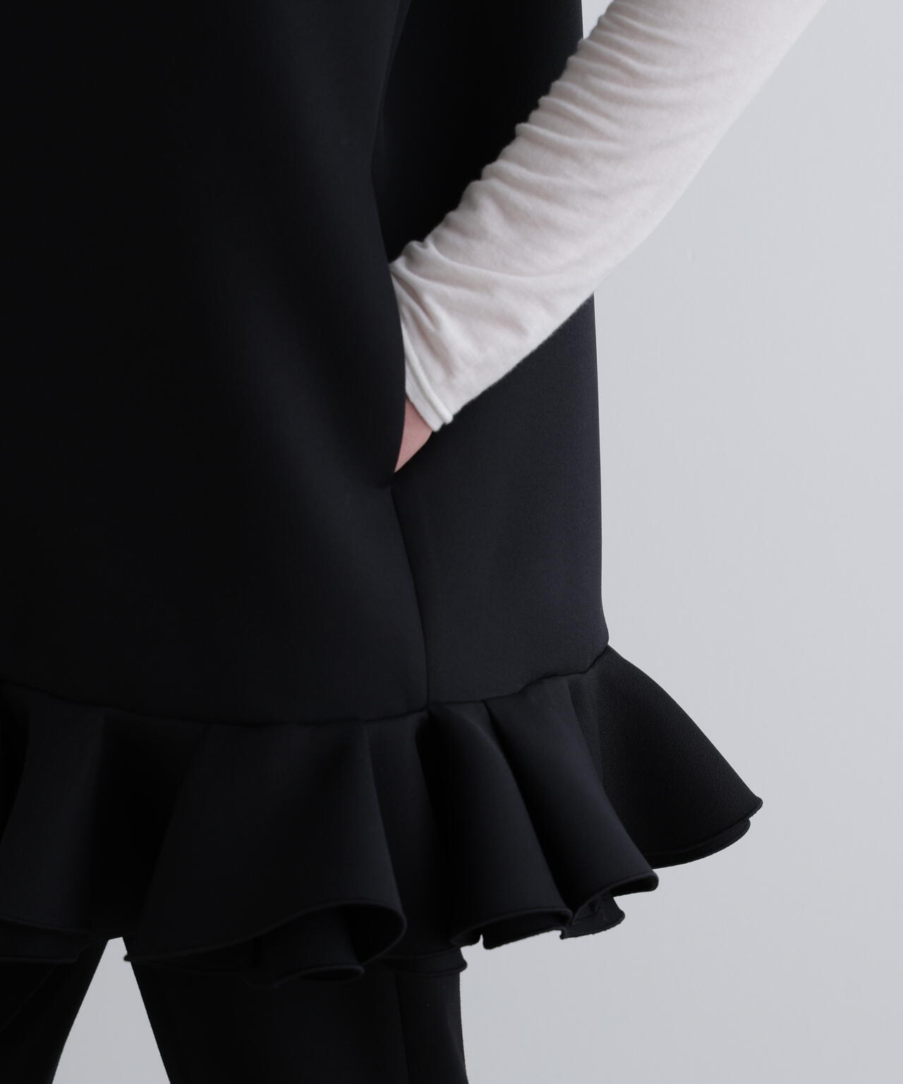 トリプルクロスペプラムジレ