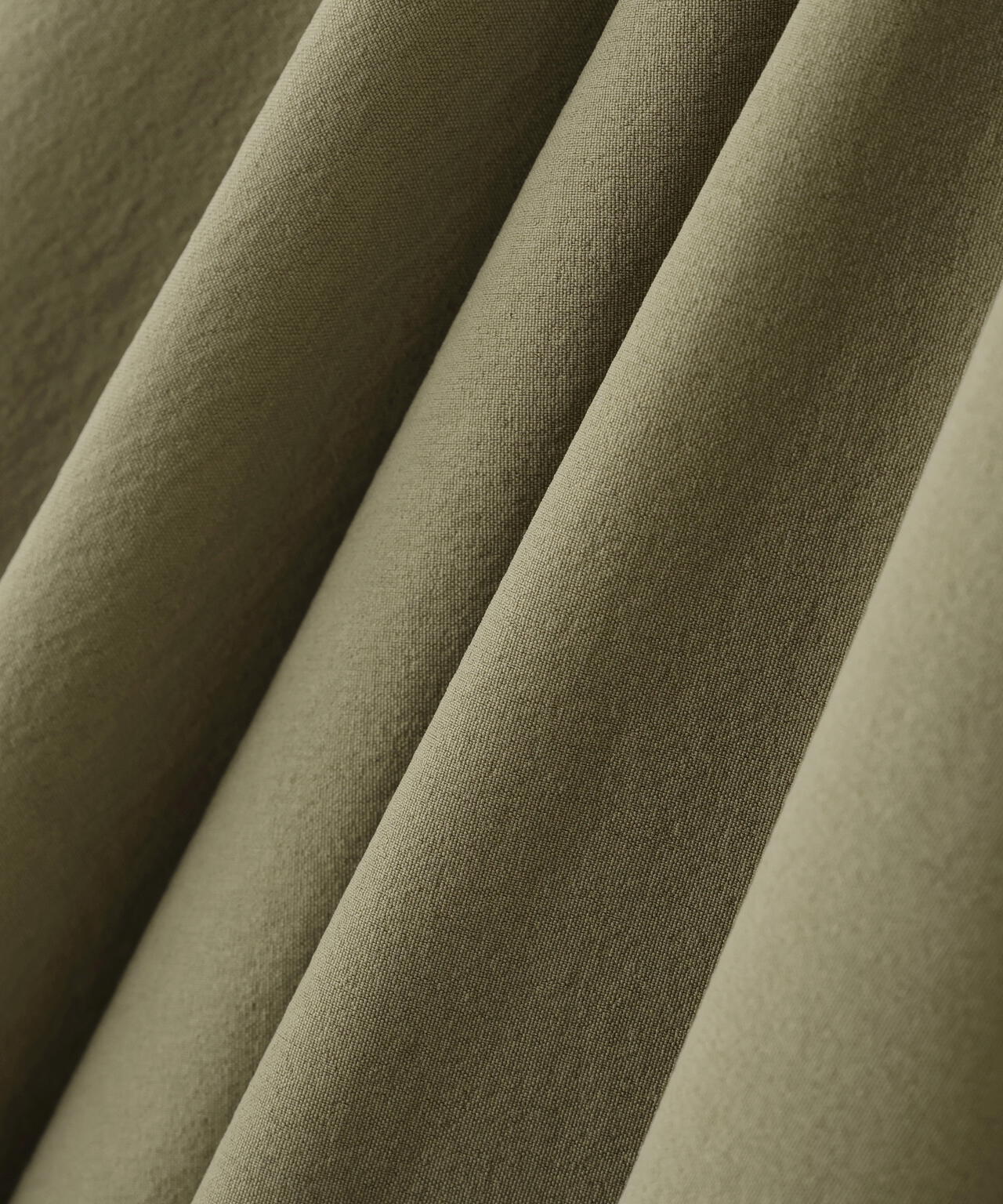 《LE PHIL SPORTS》ナイロンショート丈ブルゾン