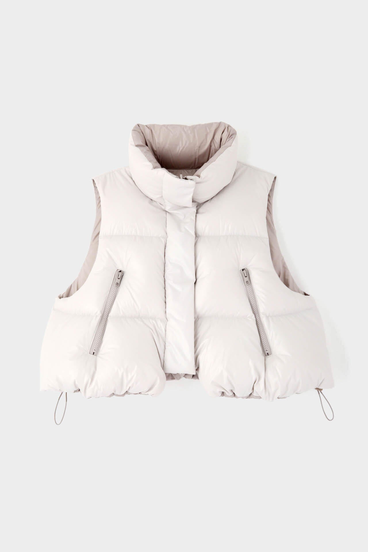 リバーシブルボリュームダウンベスト