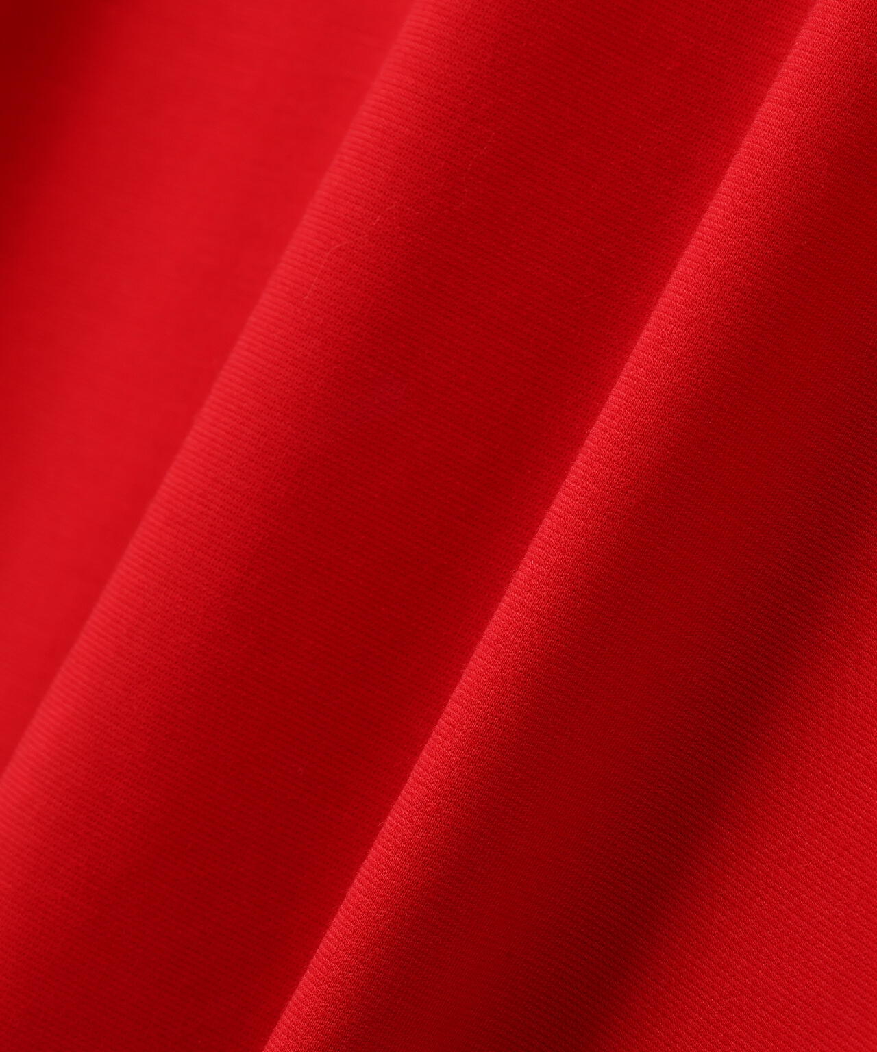 コンパクトポンチVネックプルオーバー