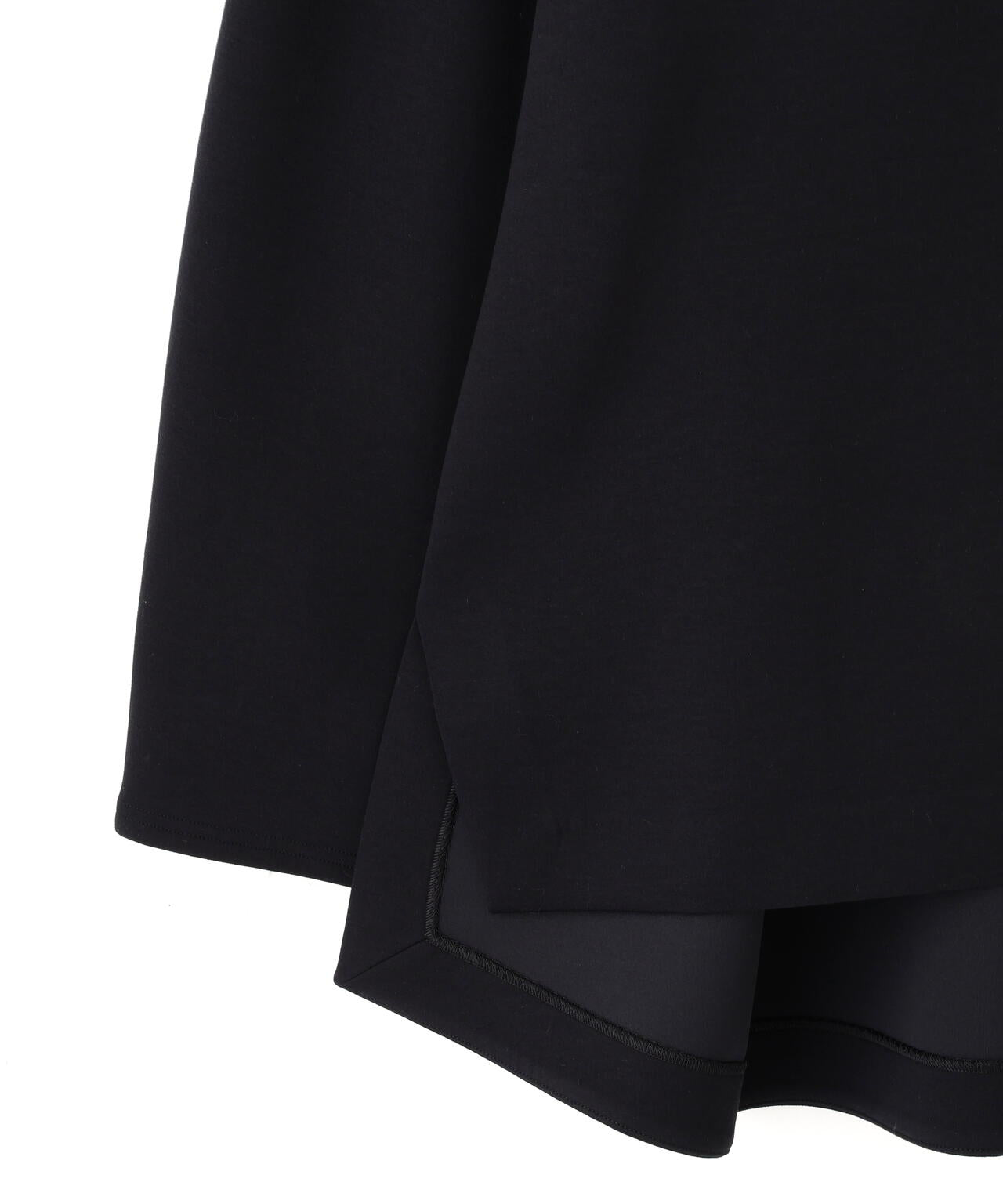 《LE PHIL SPORTS》ライトダンボールレタードプルオーバー