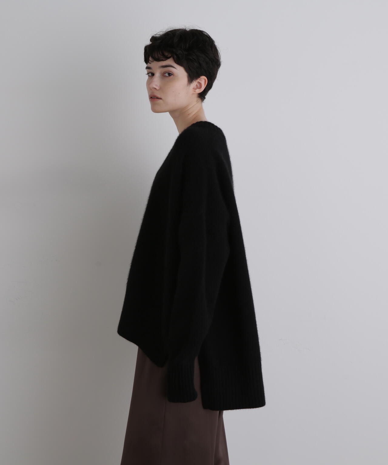 FOX混Vネックニット