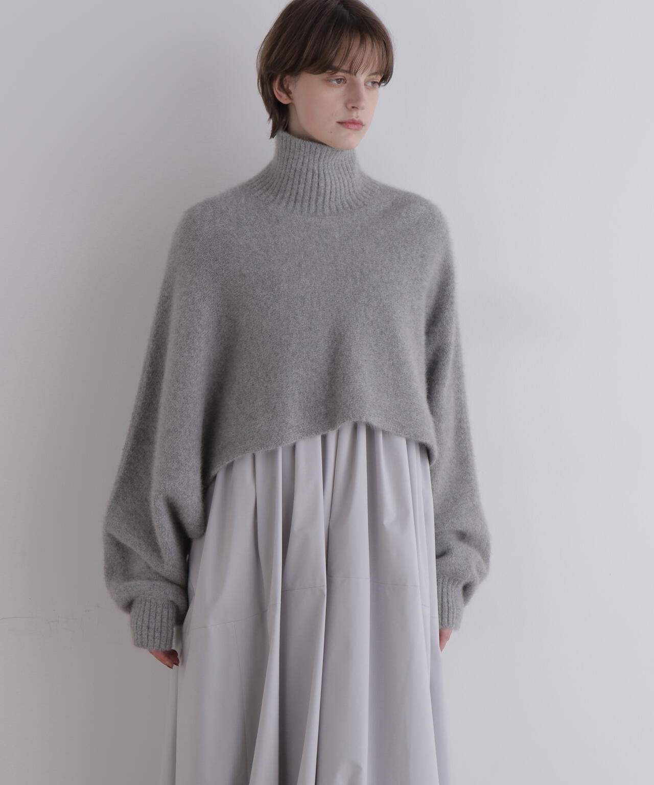 フォックス混ハイネックニット