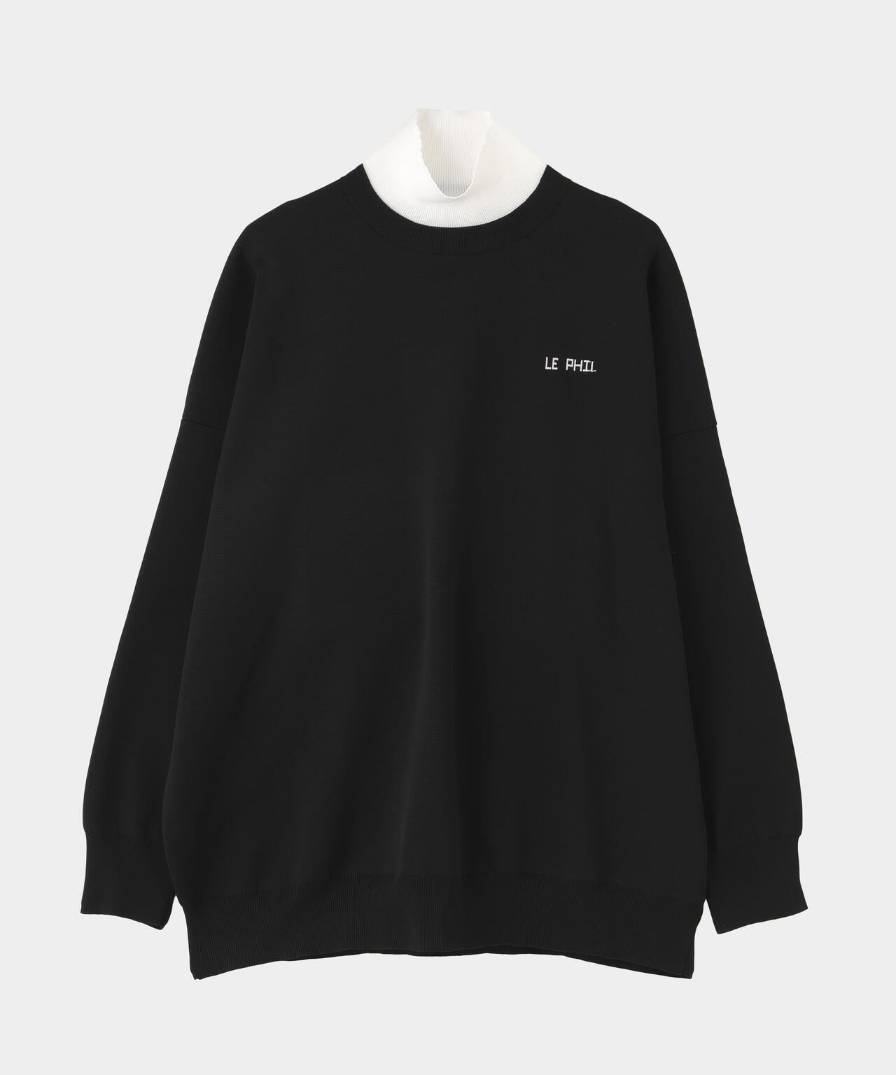 《LE PHIL SPORTS》レタードハイネックニット