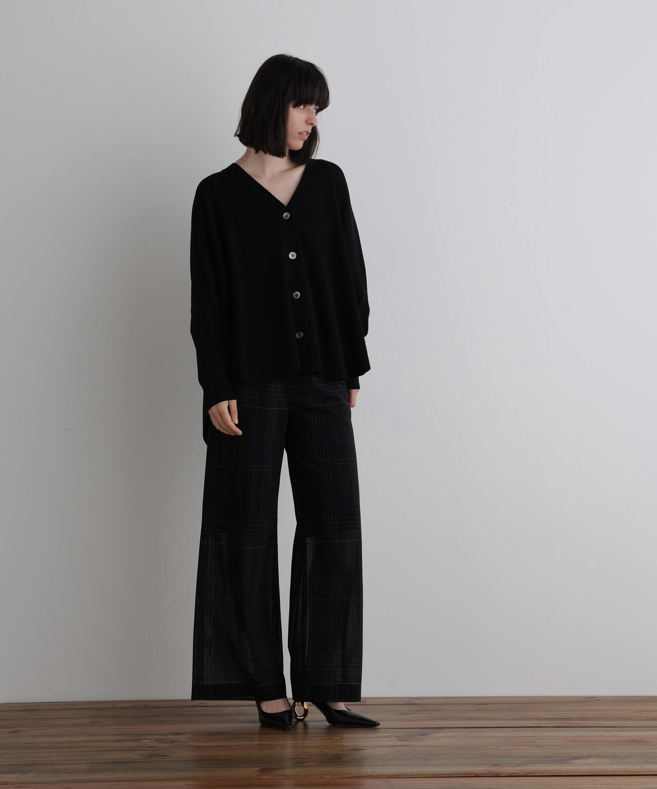 オーバーサイズラウンドヘムカーデ