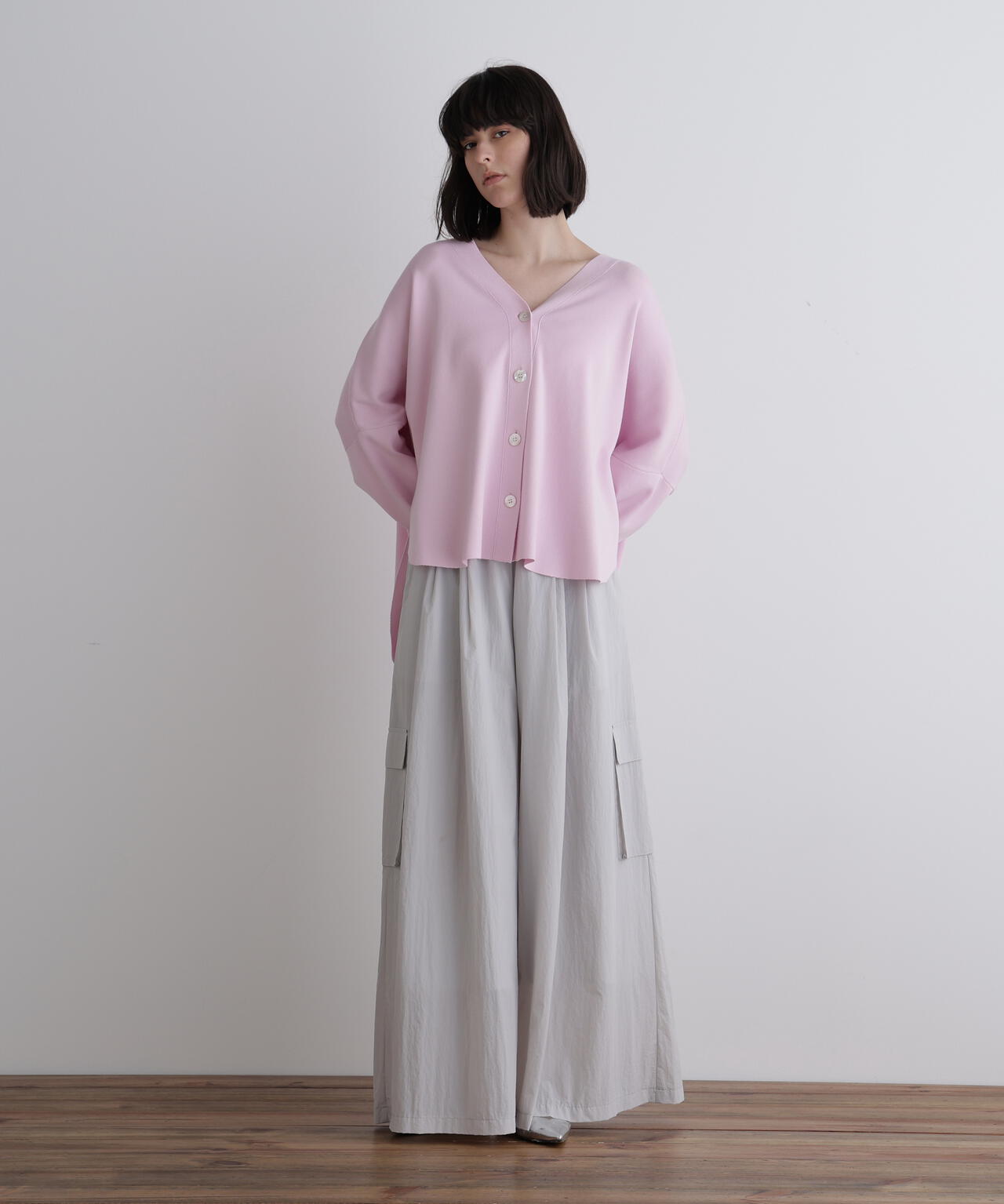 オーバーサイズラウンドヘムカーデ