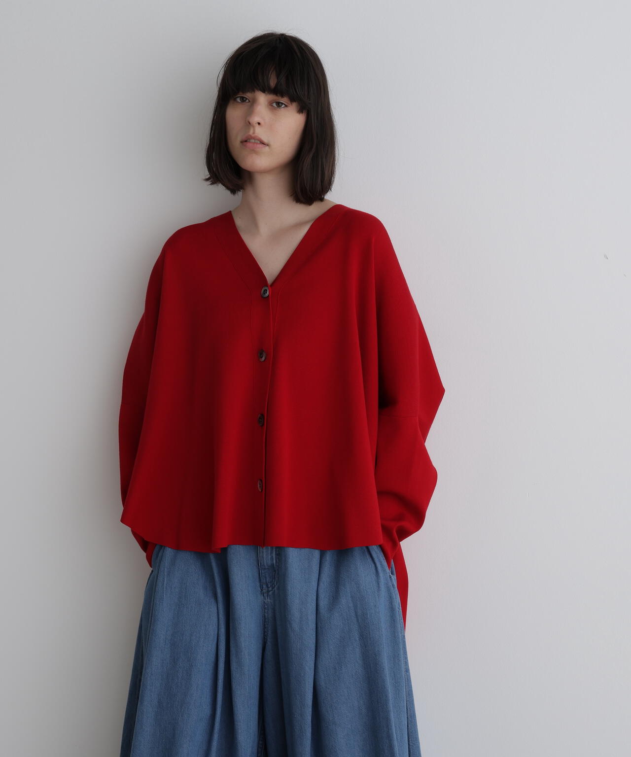 オーバーサイズラウンドヘムカーデ