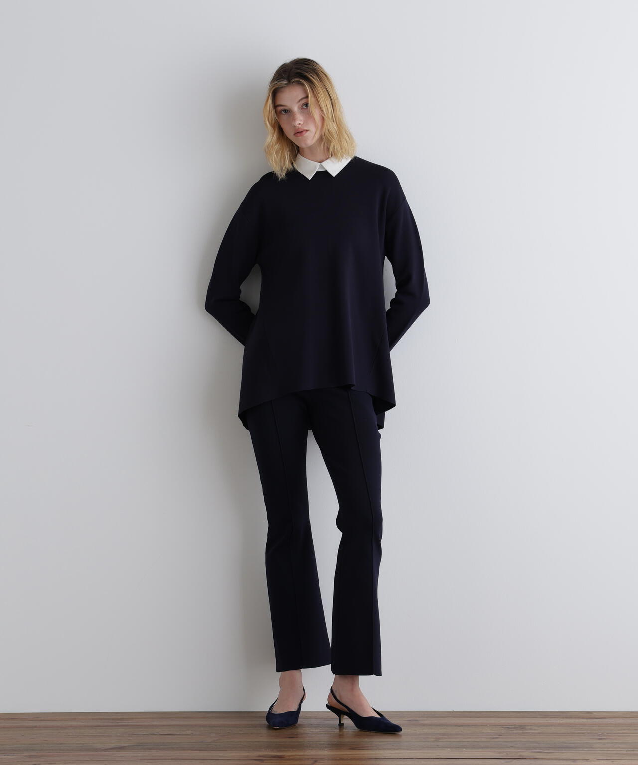 襟付きフレアニット