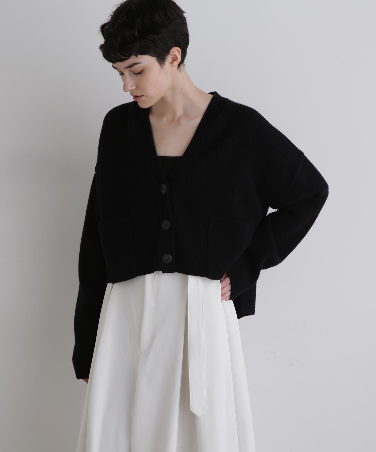 ウールコンパクトカーディガン