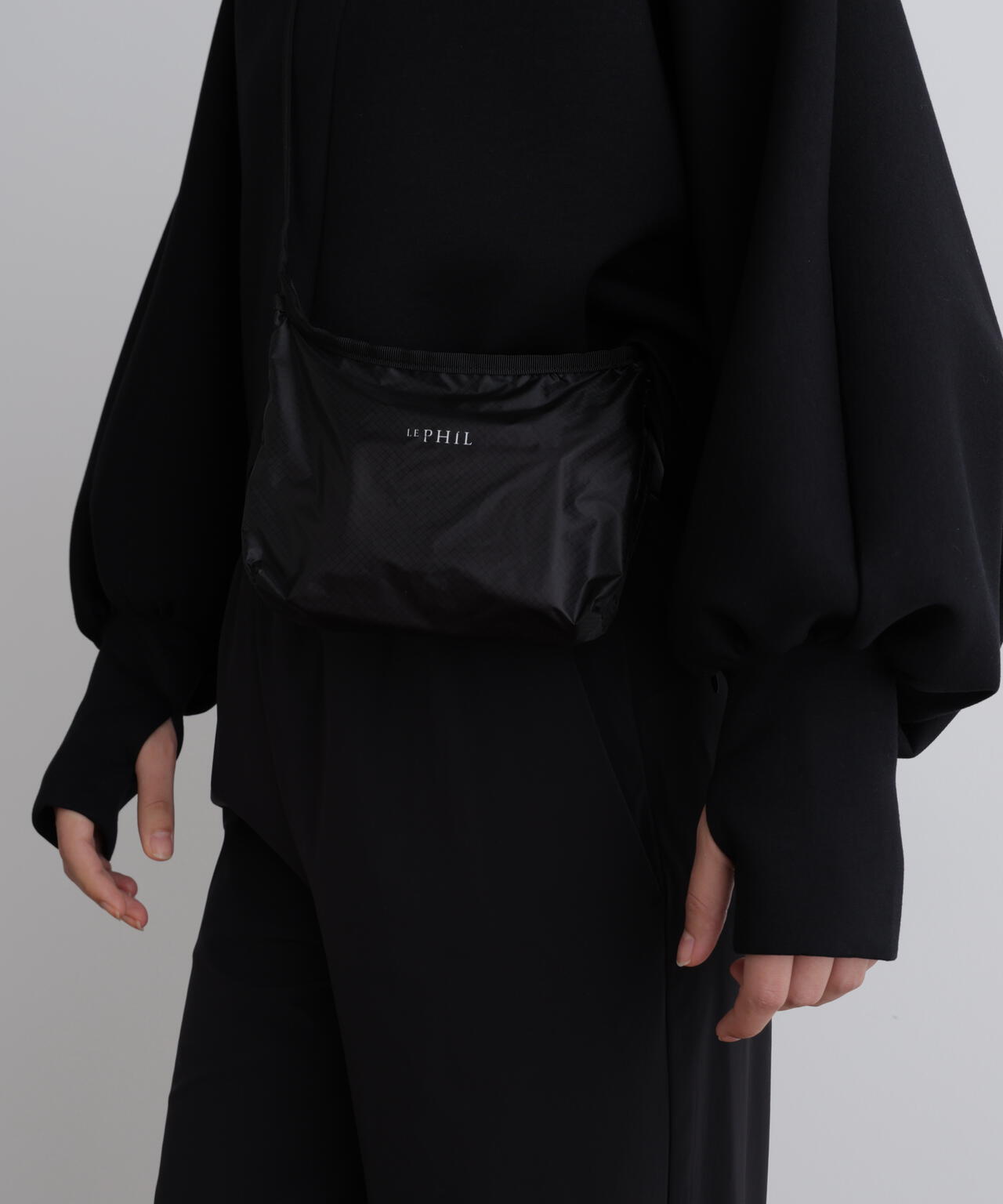 《LE PHIL SPORTS》ライトタフタサコッシュ