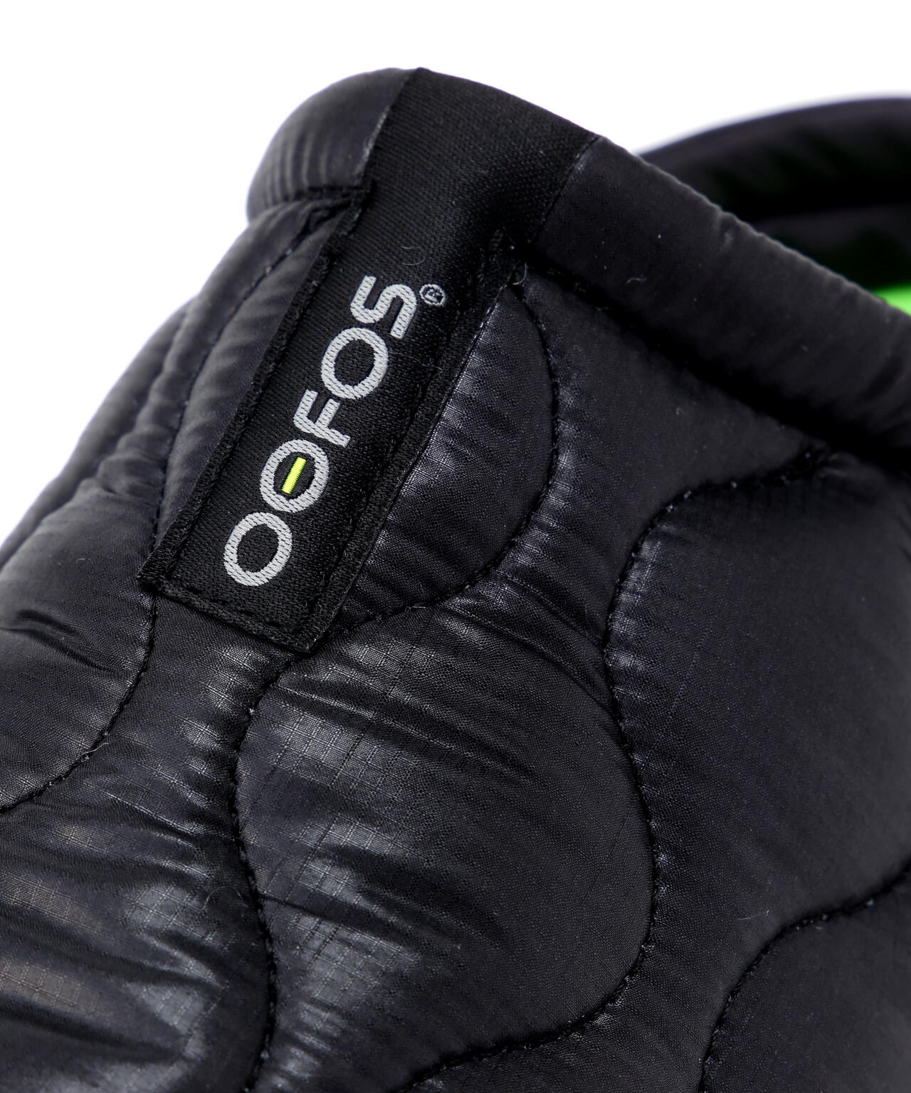 【OOFOS / ウーフォス】OOcOOzie Thermo Mule