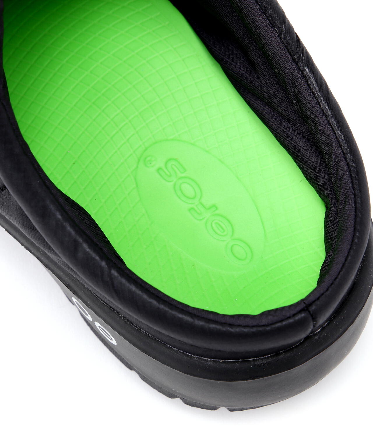 <OOFOS / ウーフォス>OOcOOzie Thermo Mule