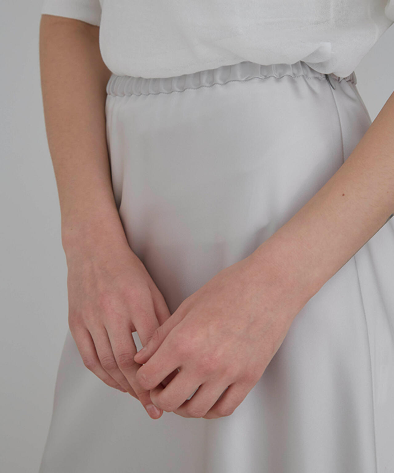 クラシックサテンスカート