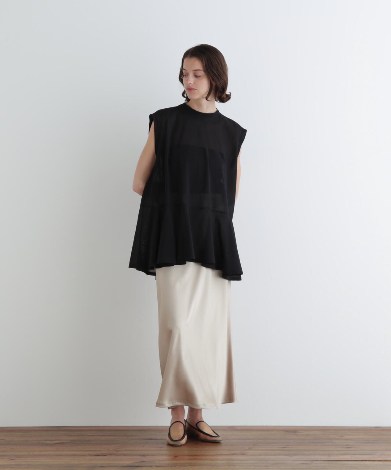 クラシックサテンスカート