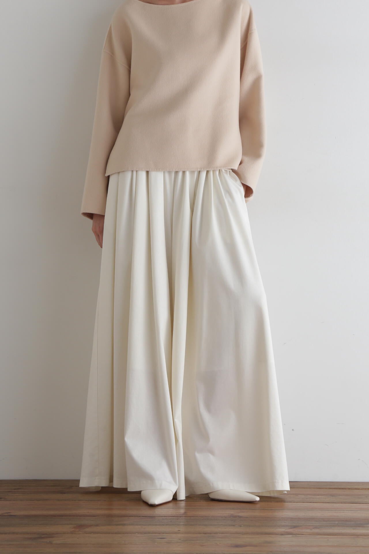 コンパクトギャザーワイドパンツ