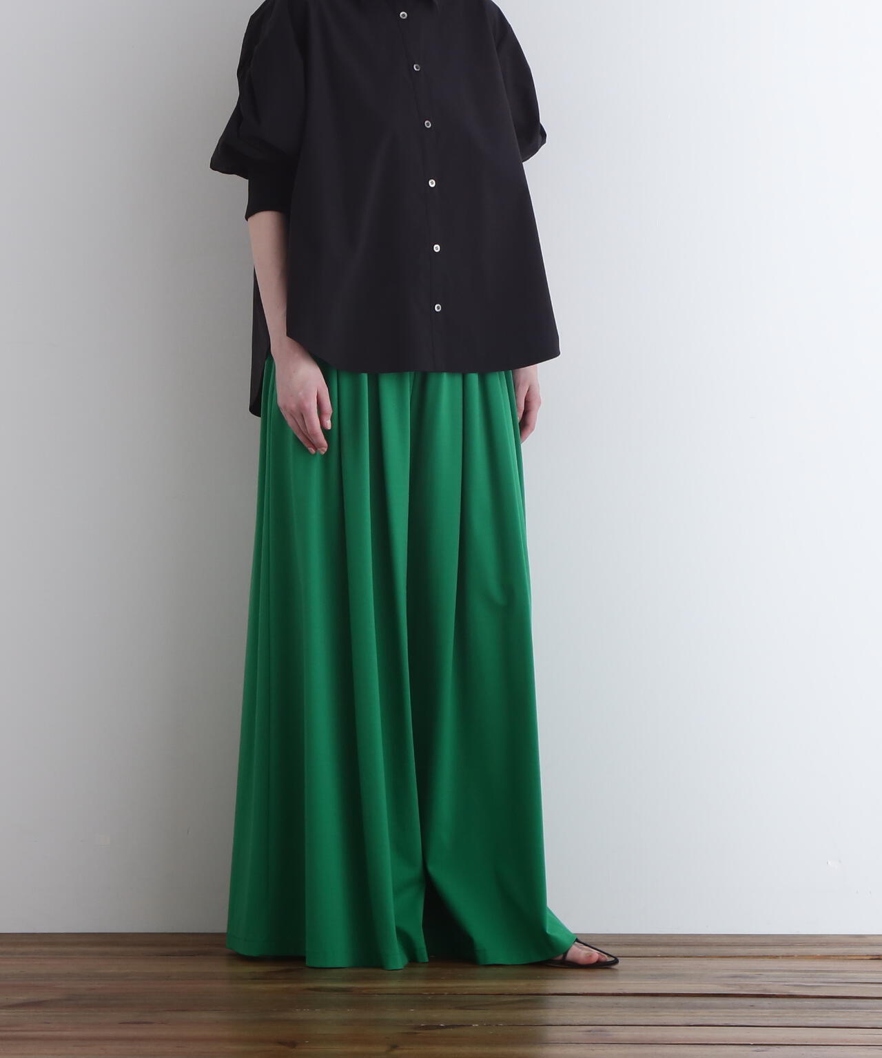 コンパクトギャザーワイドパンツ