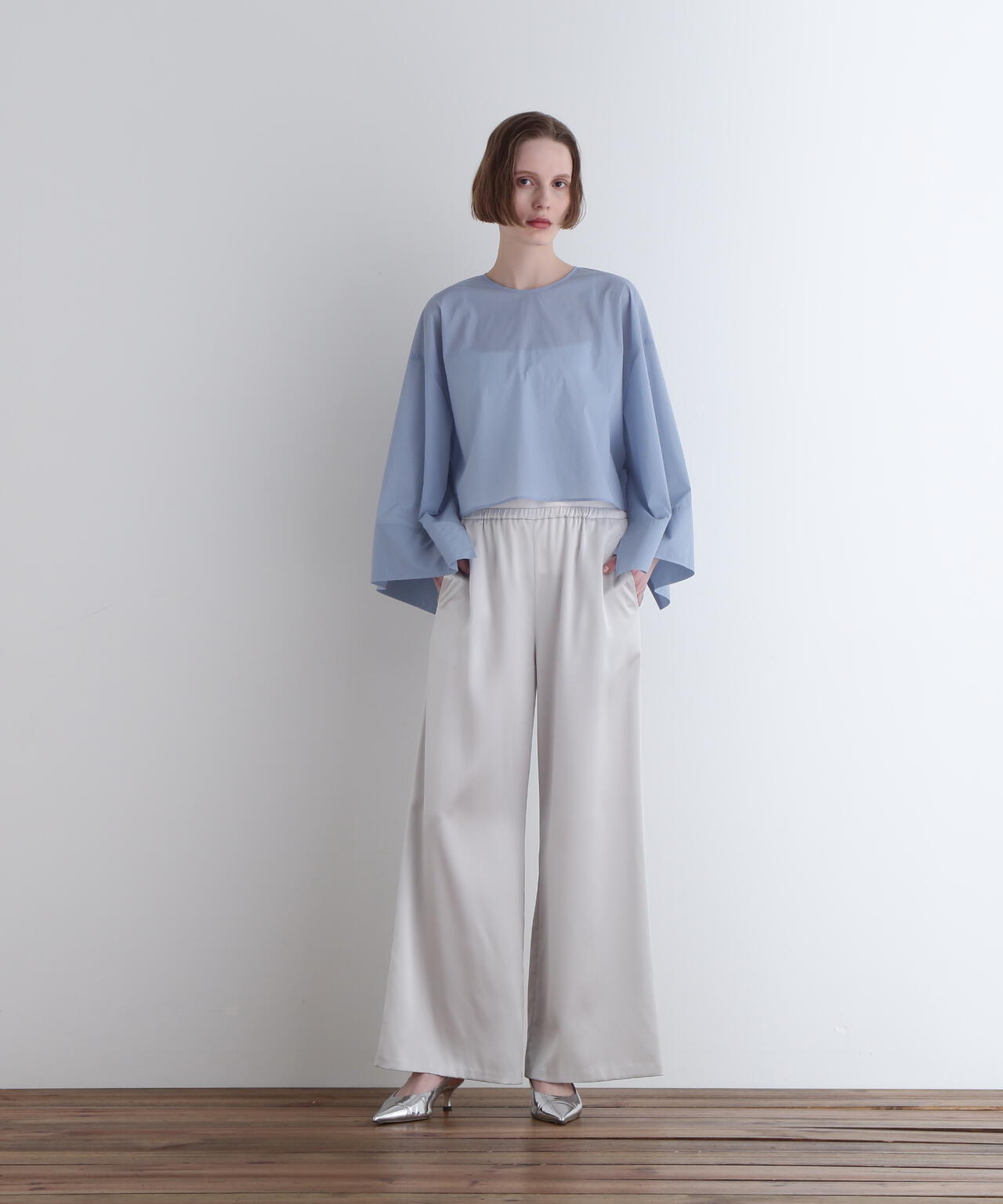 クラシックサテンパンツ