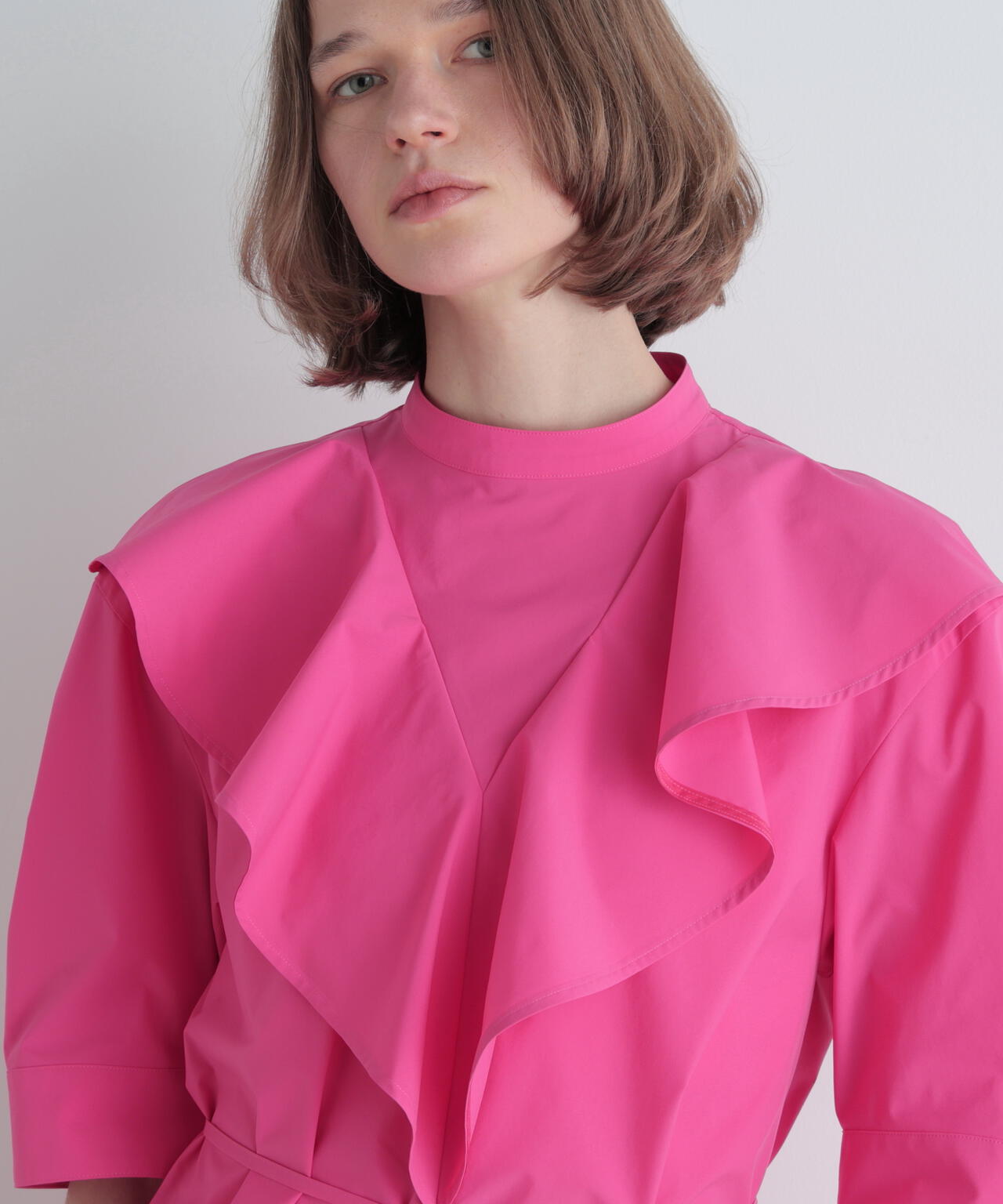 SOLOTEXブロードラッフルブラウス