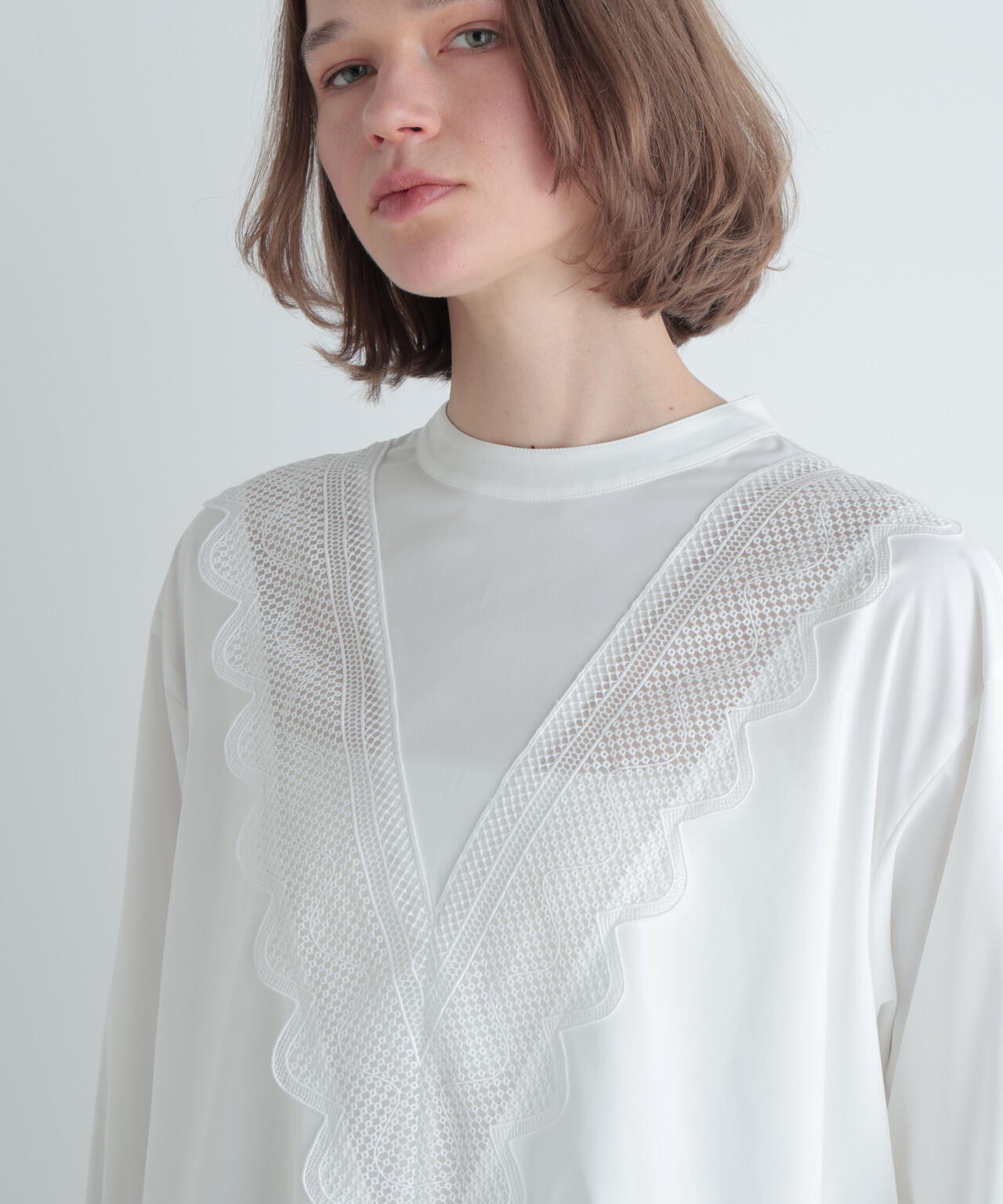 レース切り替えブラウス