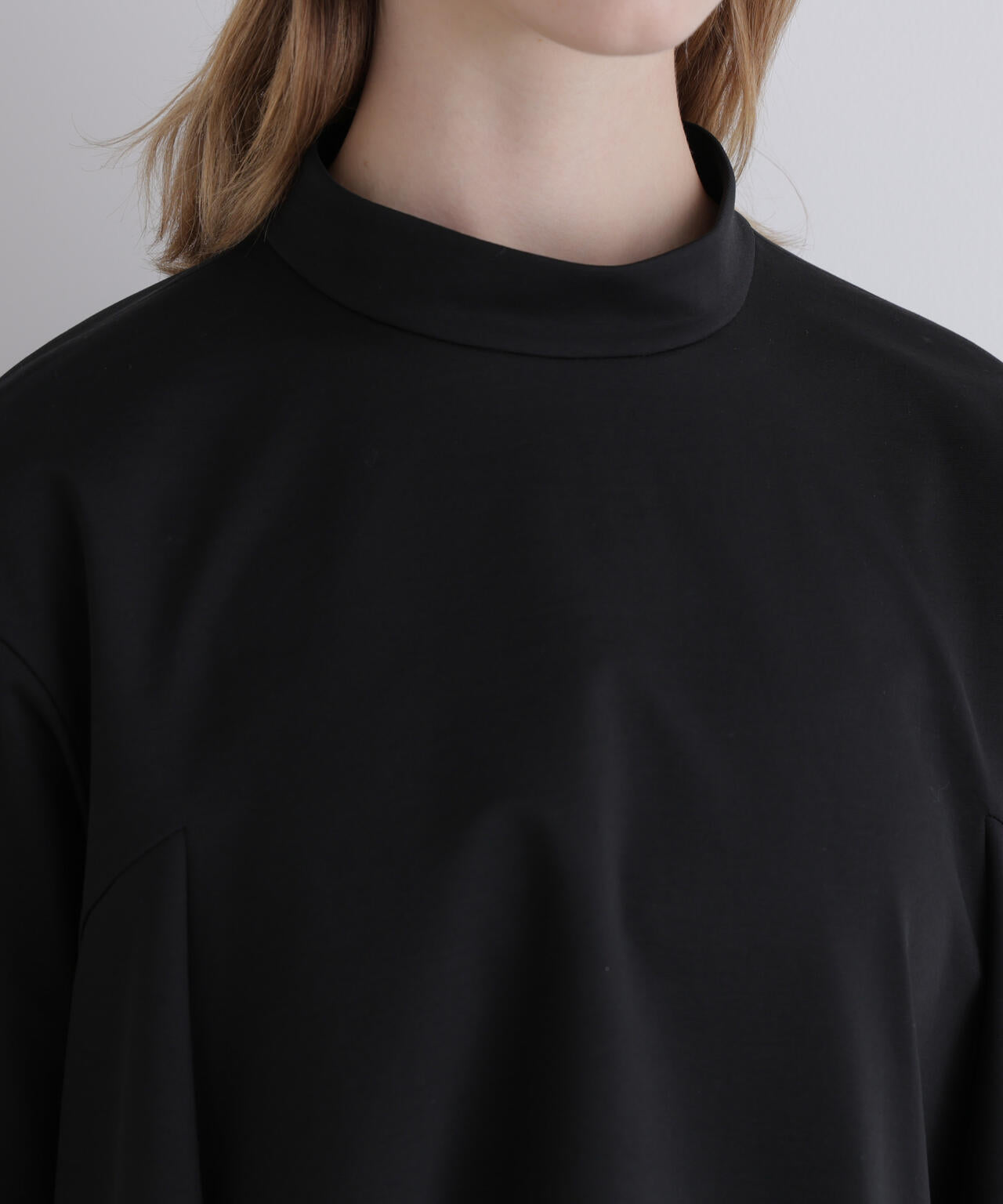 ハイストレッチポンチスタンドカラーブラウス