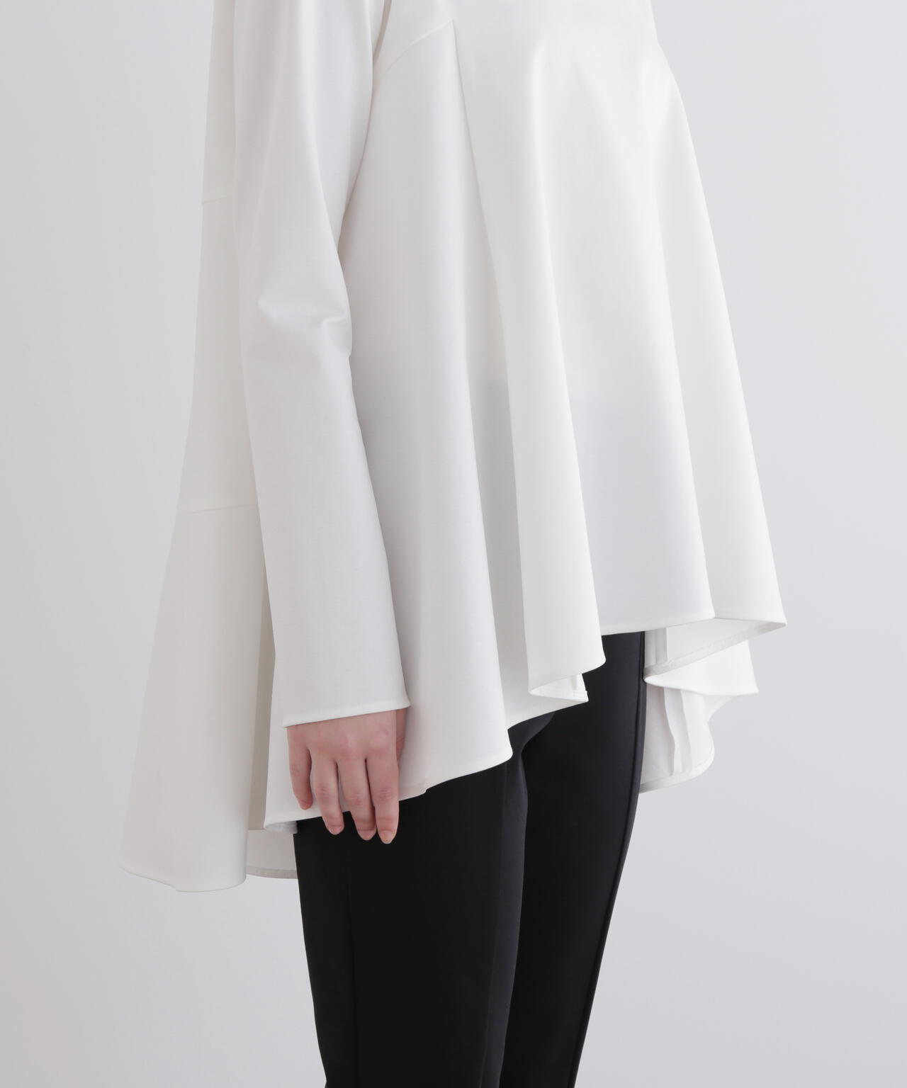 ハイストレッチポンチスタンドカラーブラウス