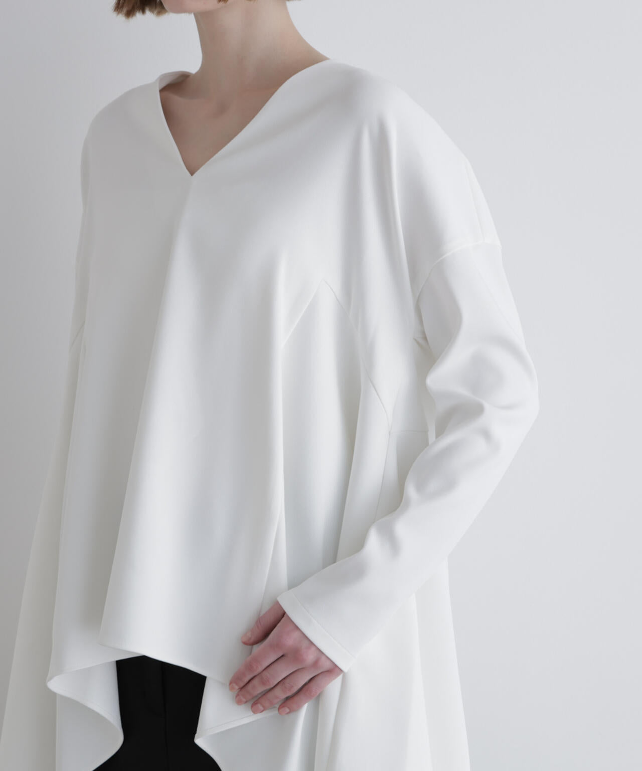 身長176cm B82 W60 H90 着用サイズ:F