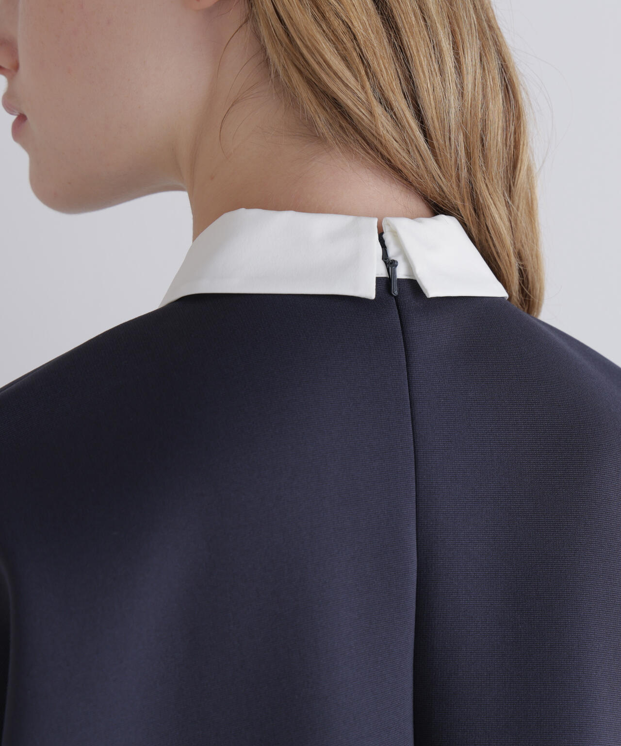 スキューバーダンボールブラウス