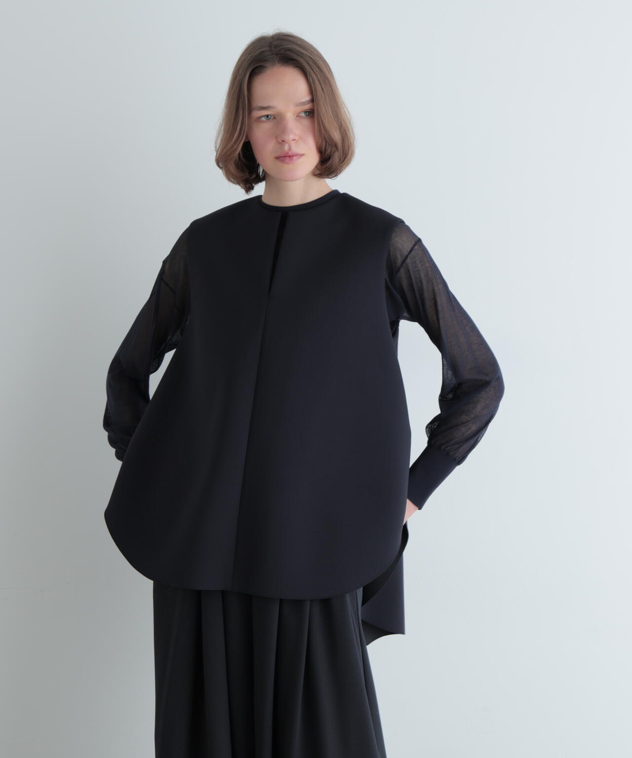 ライトボンディングノースリーブジレブラウス