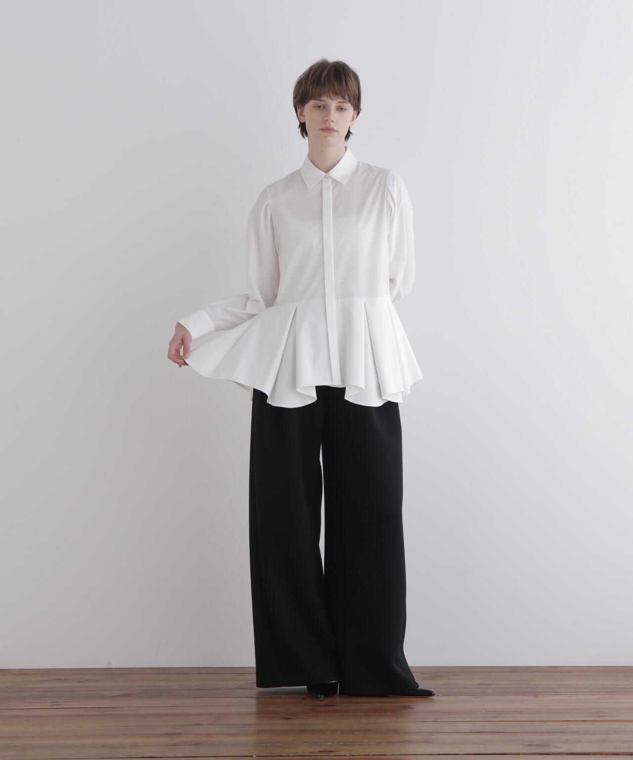 ダンボールワイドシルエットパンツ