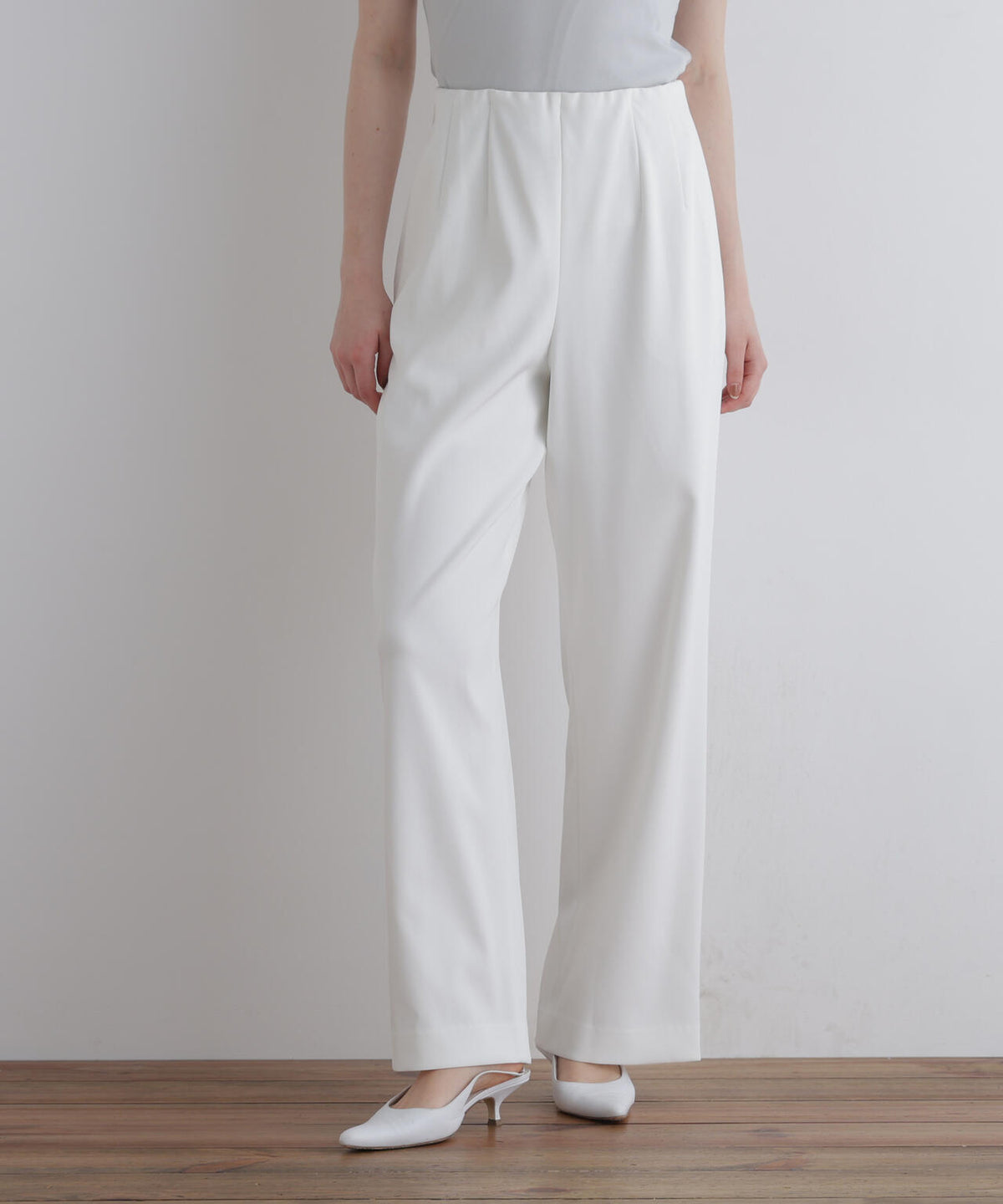 身長173cm B81 W61 H89 着用サイズ:1
