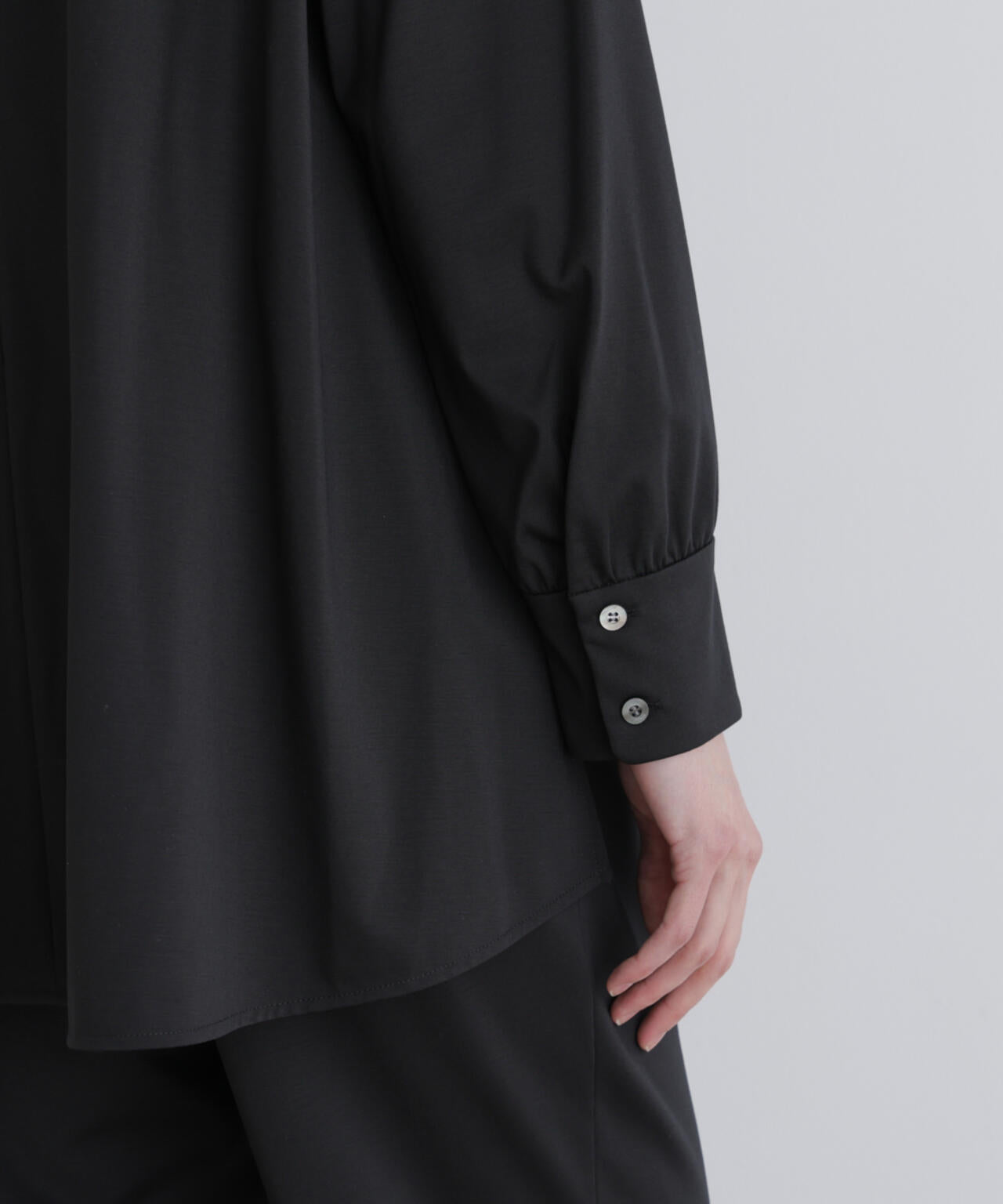 175cm B:80 W:60 H:89 着用サイズ:1