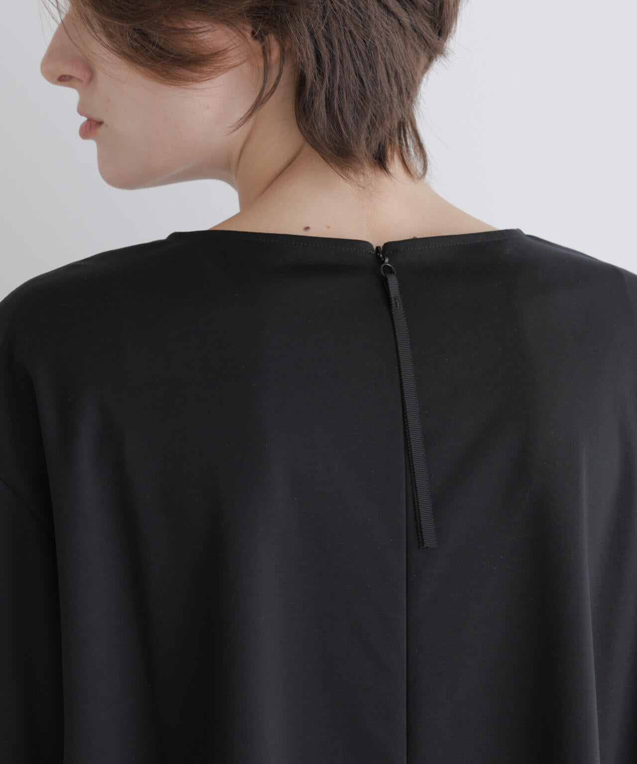 175cm B:80 W:60 H:89 着用サイズ:1