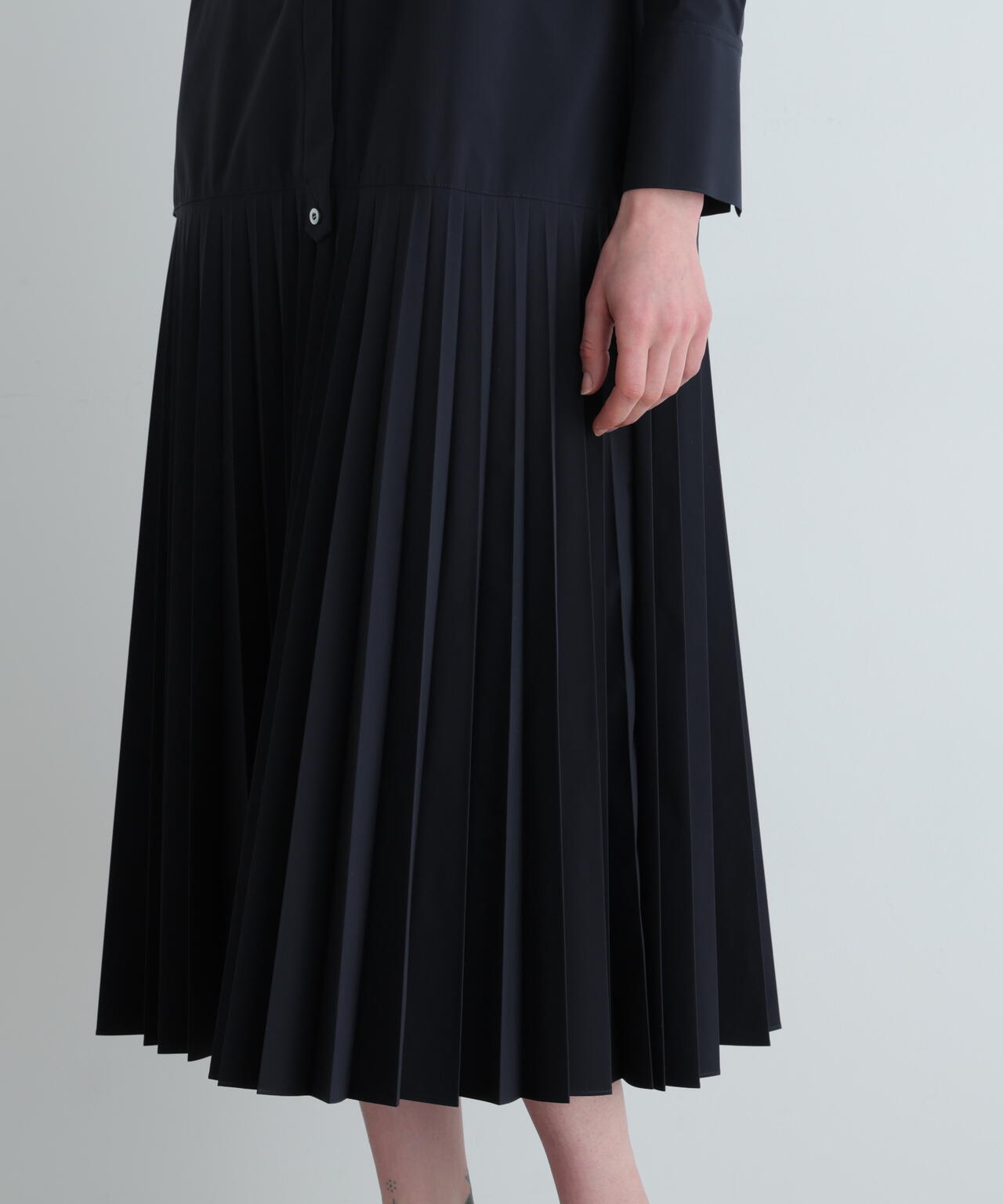 SOLOTEXブロードプリーツワンピース