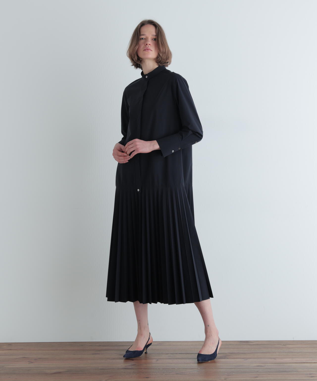 美品♡ルフィル le phil バッグプリーツ　シャツワンピース　ロング SOLOTEXブロードプリーツワンピース | LE PHIL（ル フィル） ｜【公式