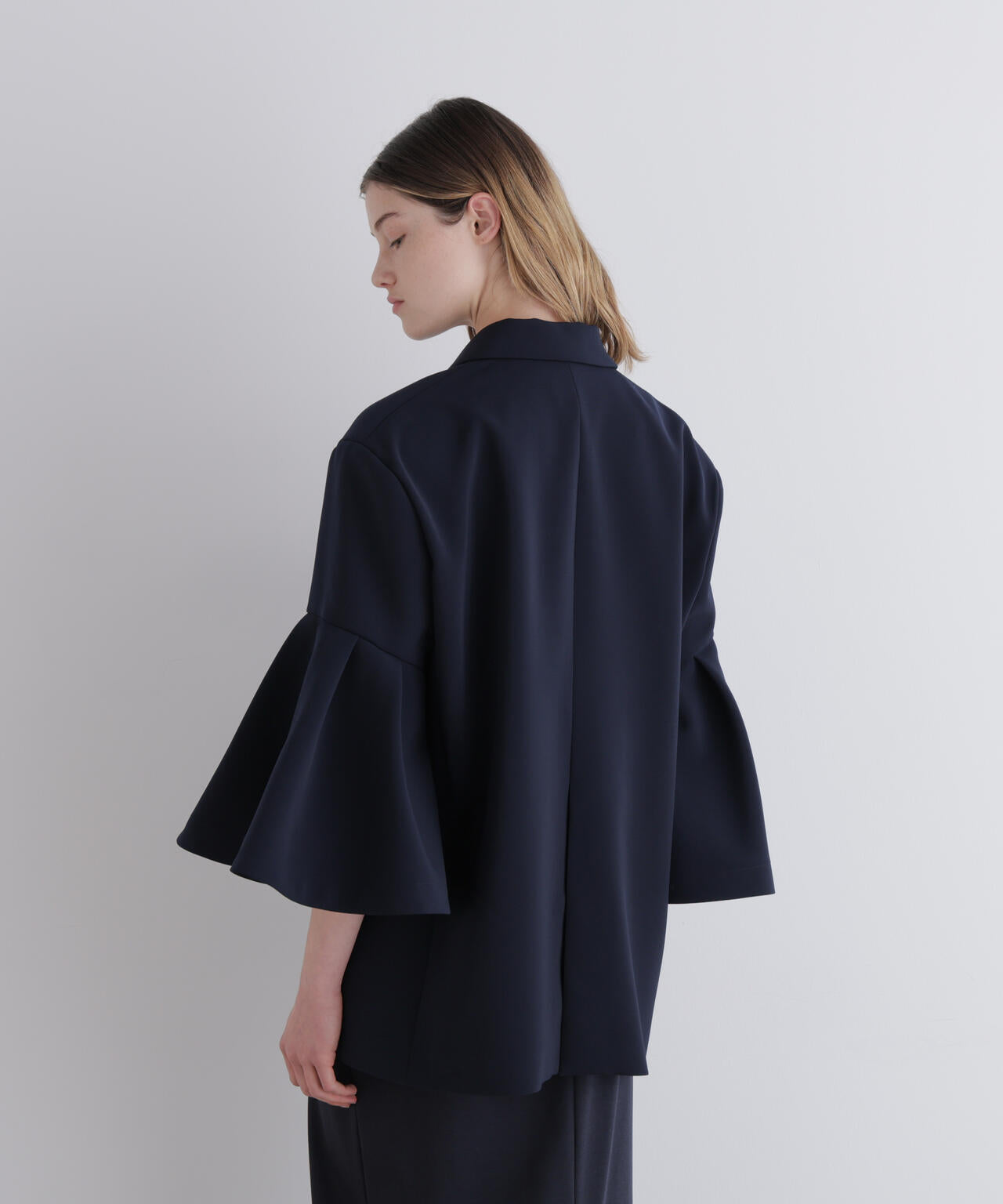 コンフォートダブルクロスフレア袖ジャケット