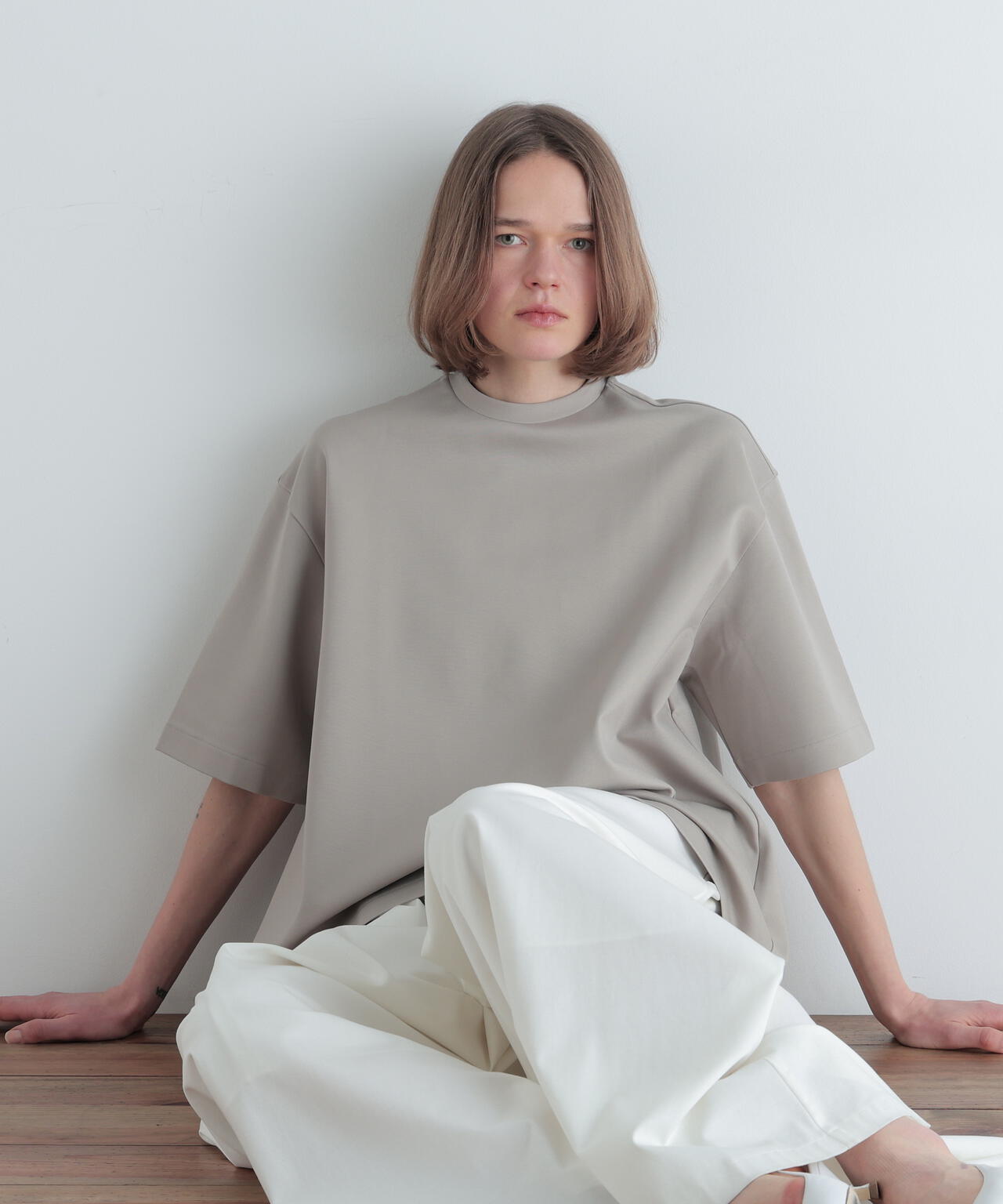 ハイネックBIG Tシャツ