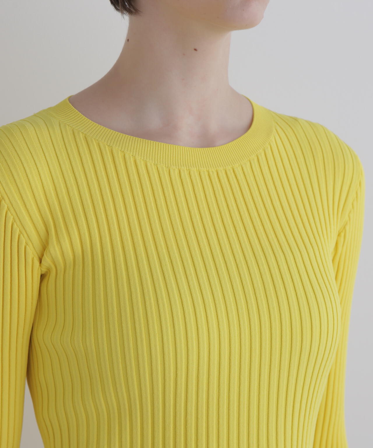 ワイドリブロングスリーブニット