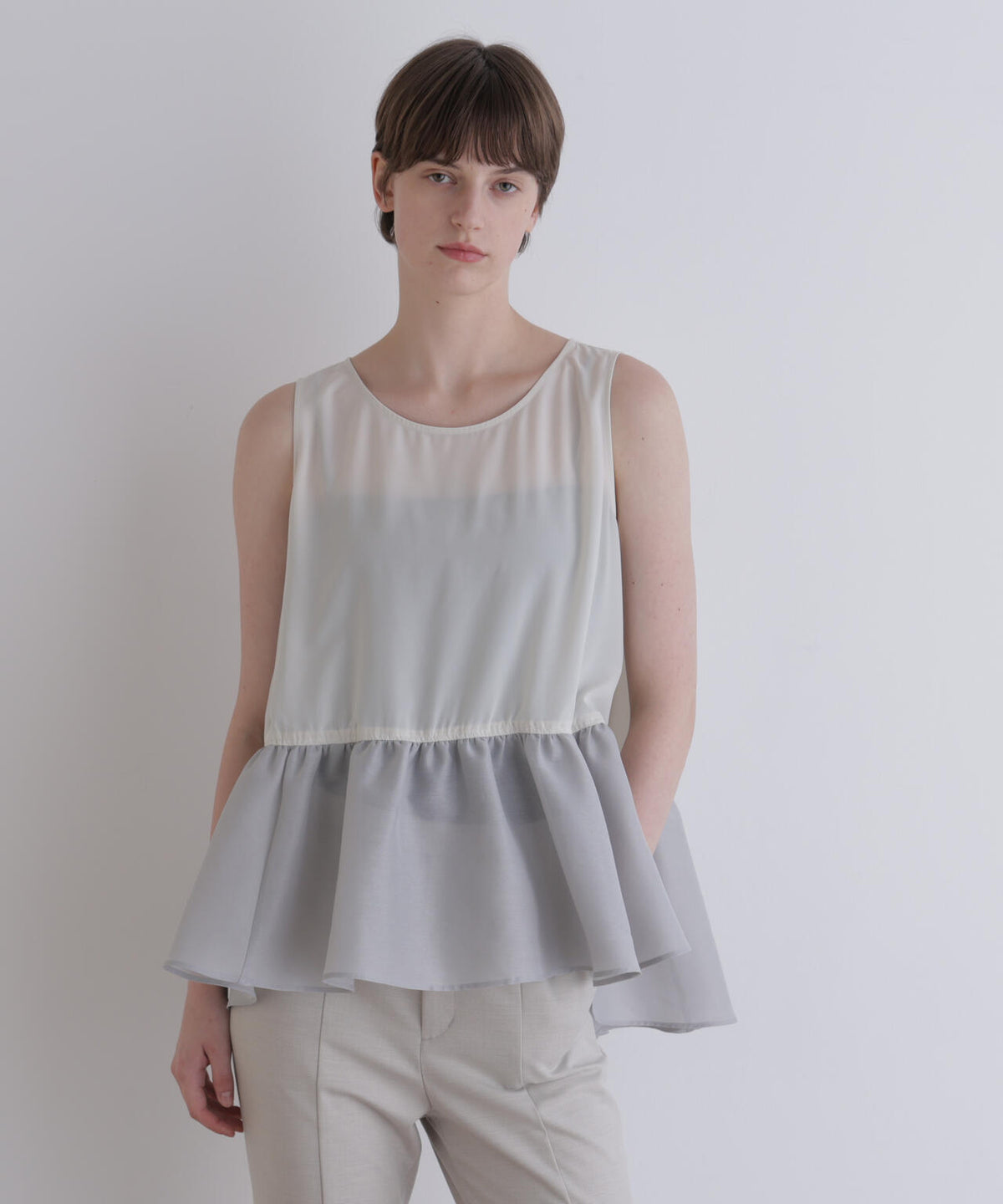 身長173cm B81 W61 H89 着用サイズ:F