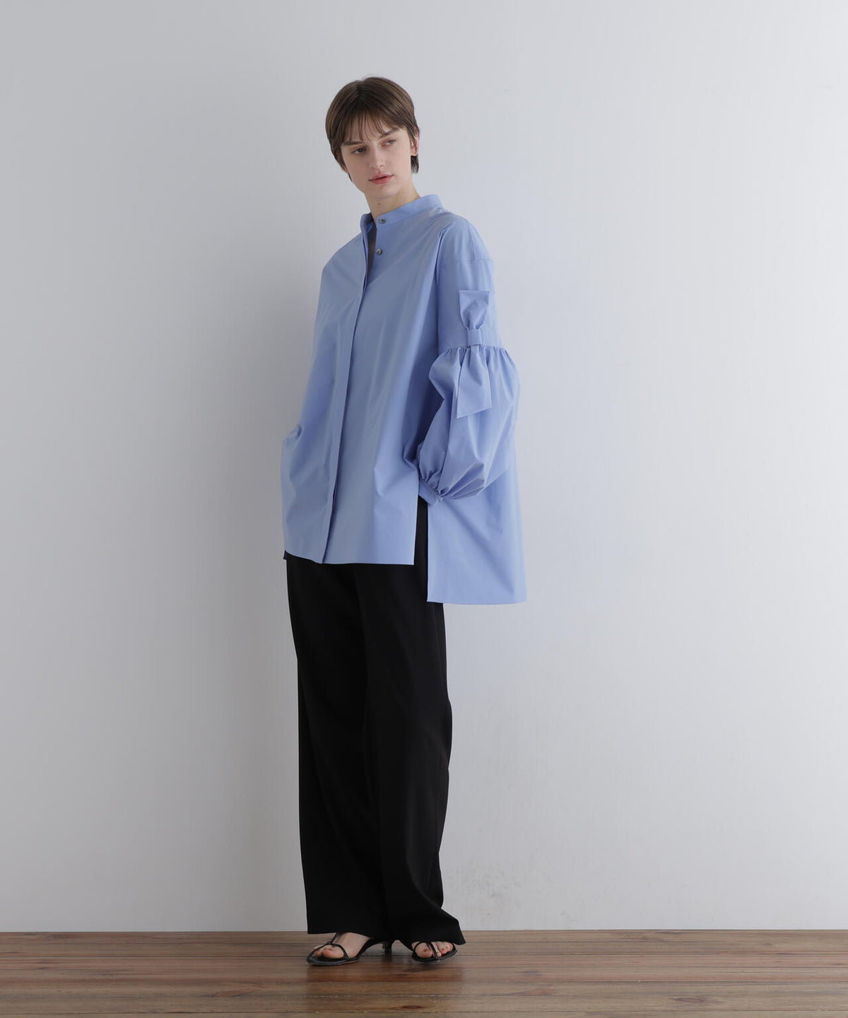 身長173cm B81 W61 H89 着用サイズ:F