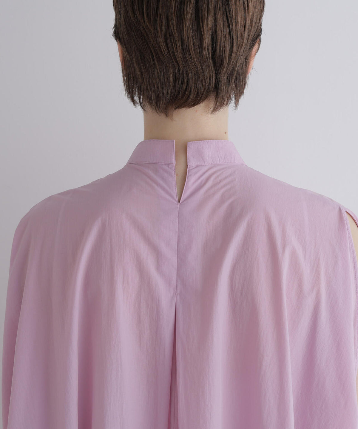 身長173cm B81 W61 H89 着用サイズ:F