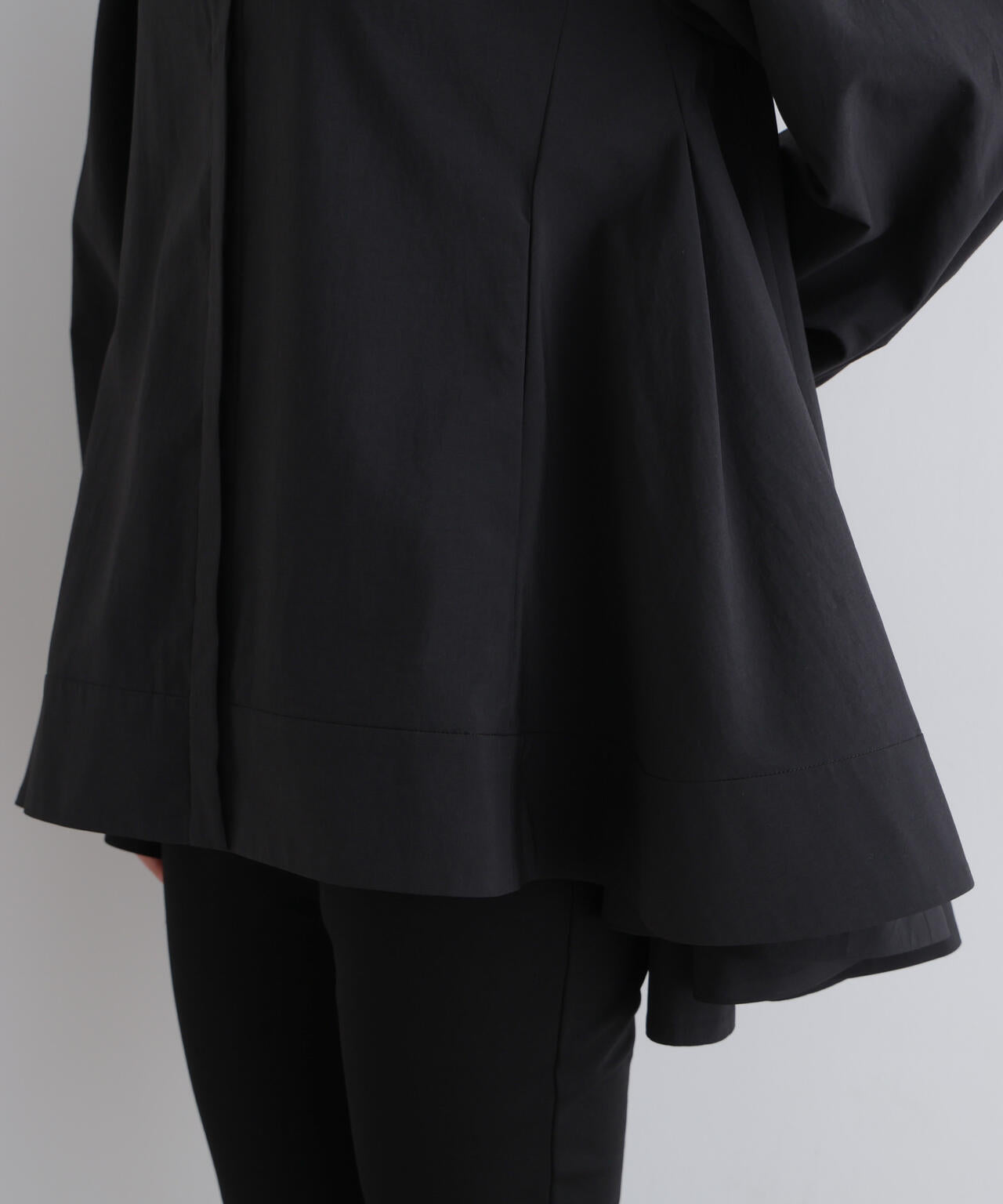 身長173cm B81 W61 H89 着用サイズ:F