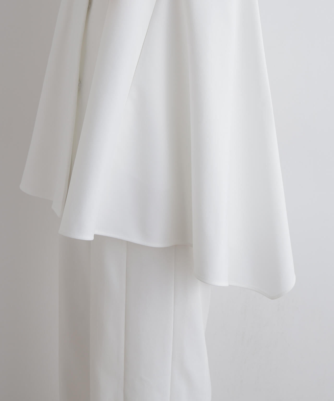 身長173cm B81 W61 H89 着用サイズ:F
