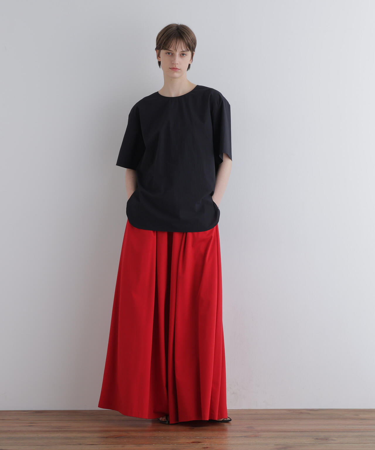 身長173cm B81 W61 H89 着用サイズ:F