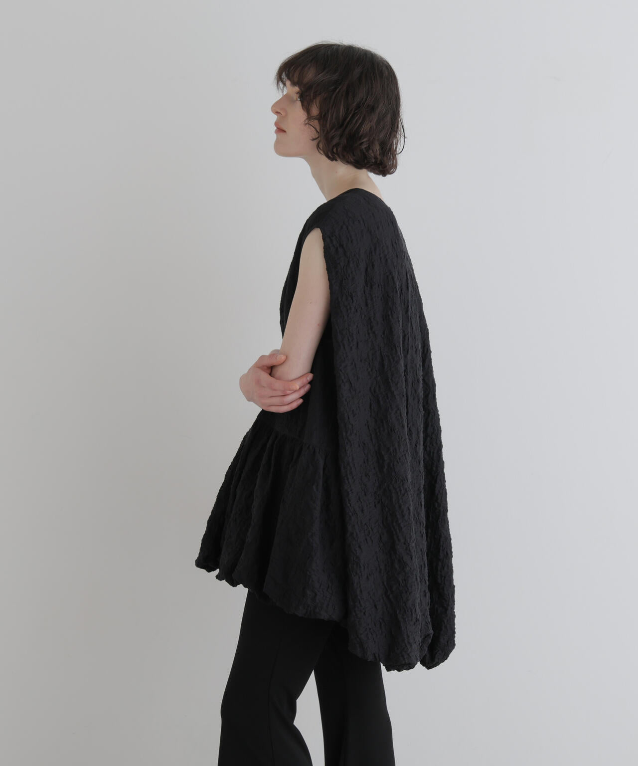 身長177cm B81 W59 H89 着用サイズ:F