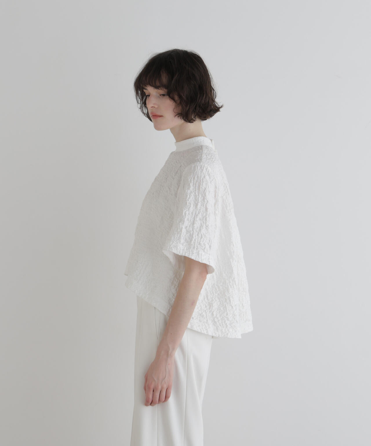 身長177cm B81 W59 H89 着用サイズ:F