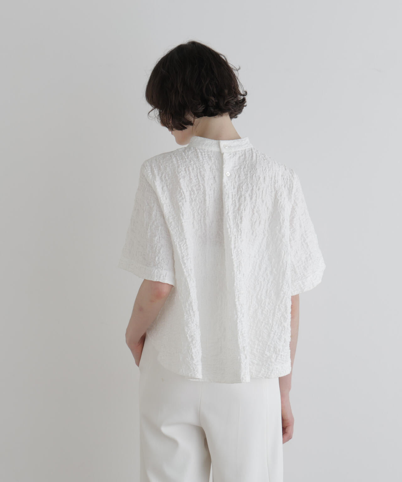 身長177cm B81 W59 H89 着用サイズ:F