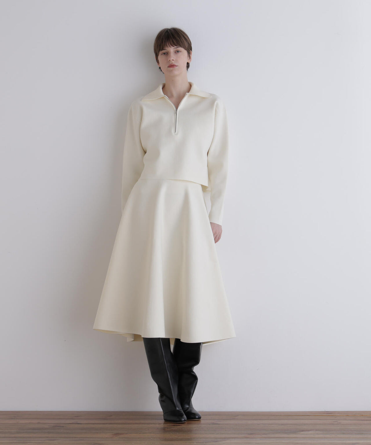 身長173cm B81 W61 H89 着用サイズ:F